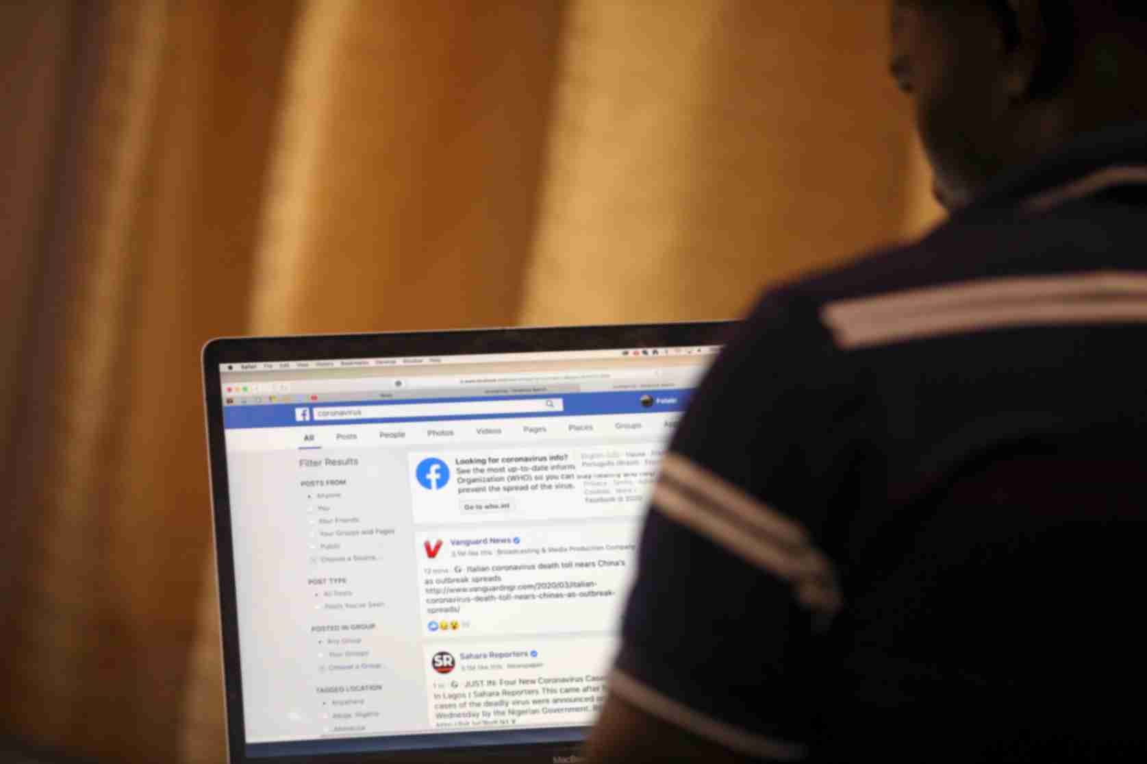 Facebook eliminó los verificadores de información